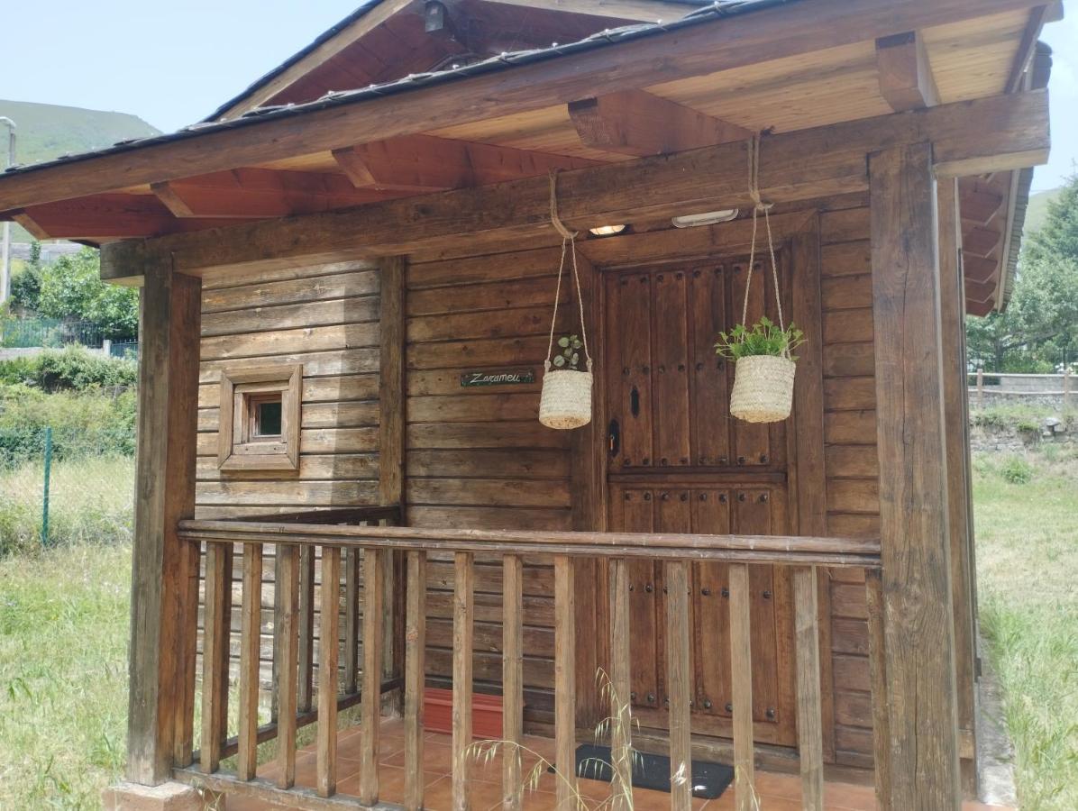 Camping La Zarapica - Palacios Del Sil Eksteriør bilde