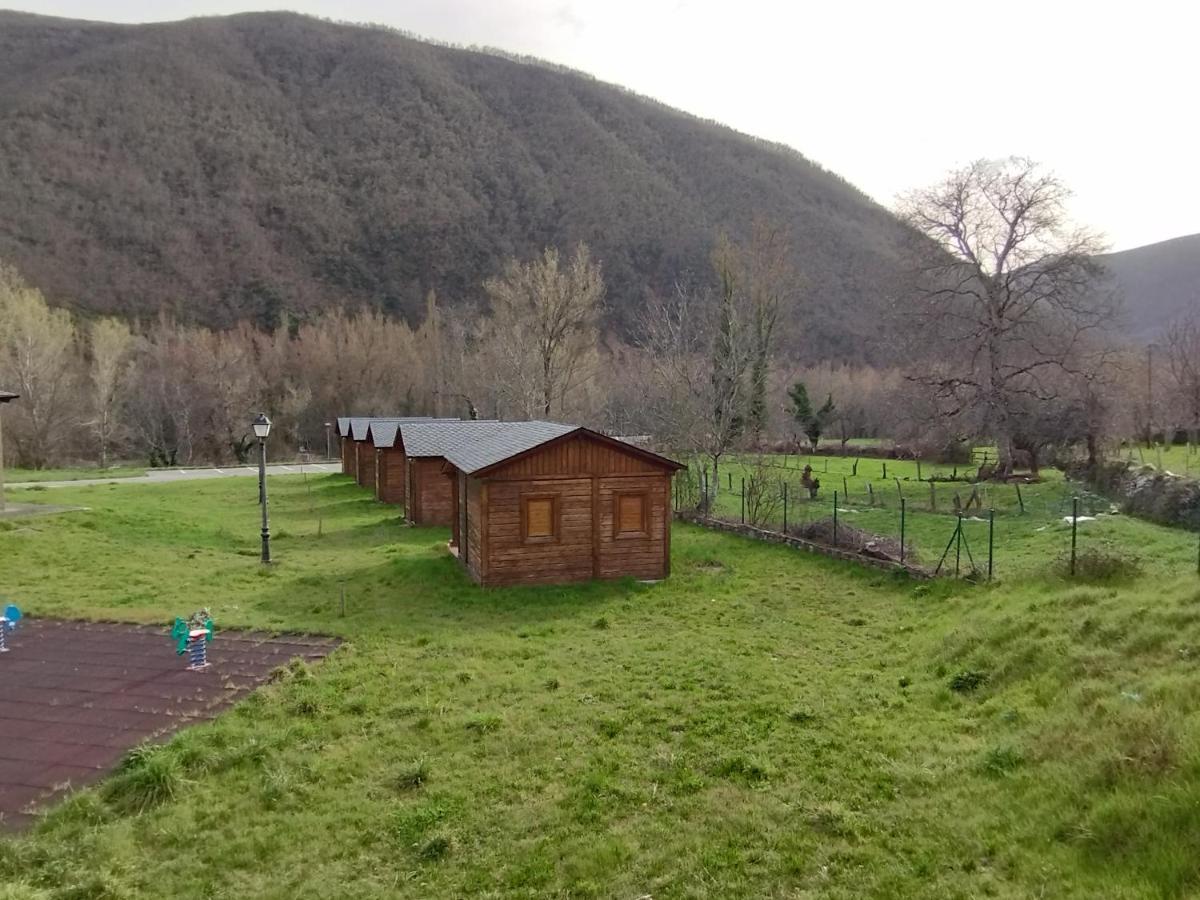 Camping La Zarapica - Palacios Del Sil Eksteriør bilde