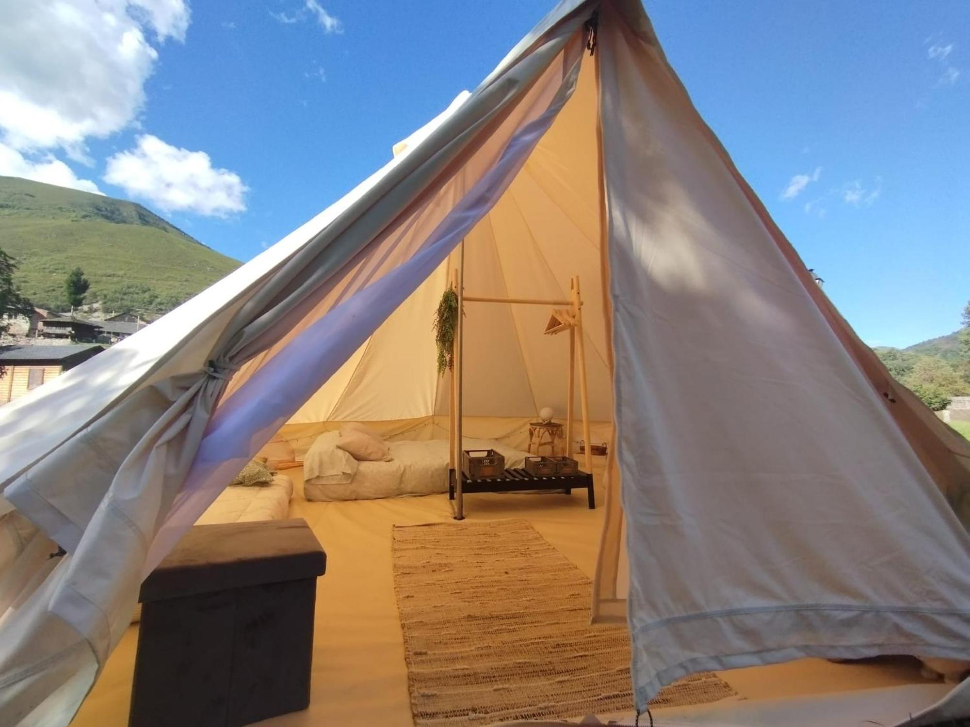 Camping La Zarapica - Palacios Del Sil Eksteriør bilde